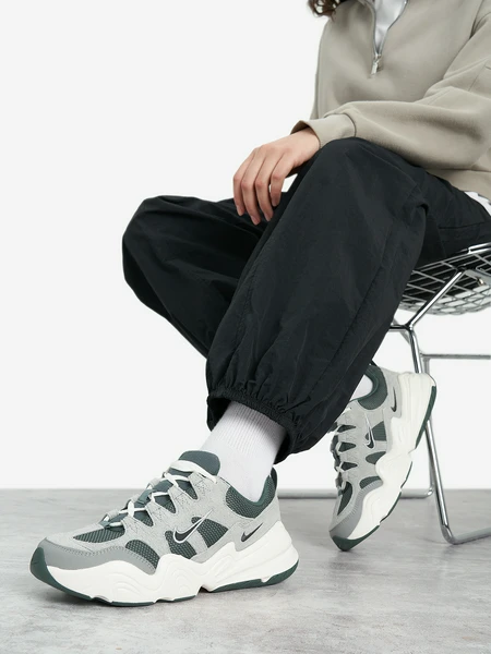 Кроссовки Nike Tech Hera, зеленый, арт. dr9761n06-005