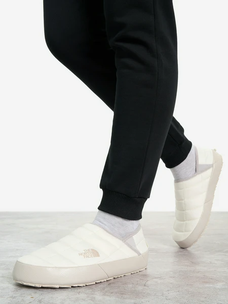 Полуботинки утепленные The North Face Thermoball Traction Mule V, белый, арт. nf0a3v1h32f1t1k-.