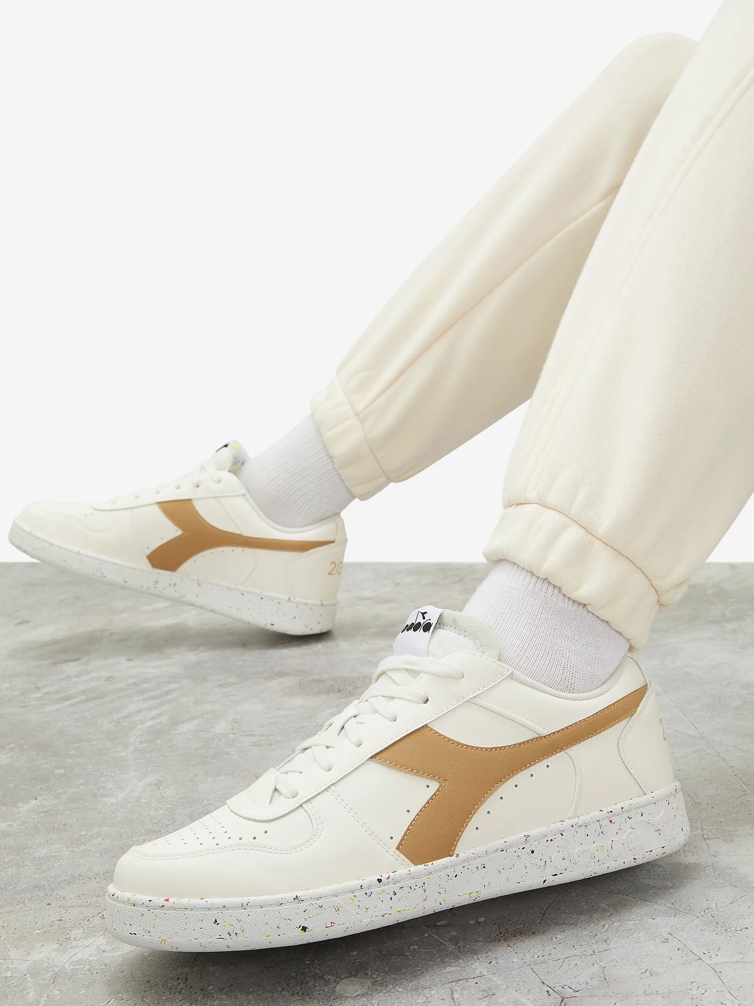 Кеды Diadora Magic Basket Low 2030, белый, арт. dr501179782d07-d0298