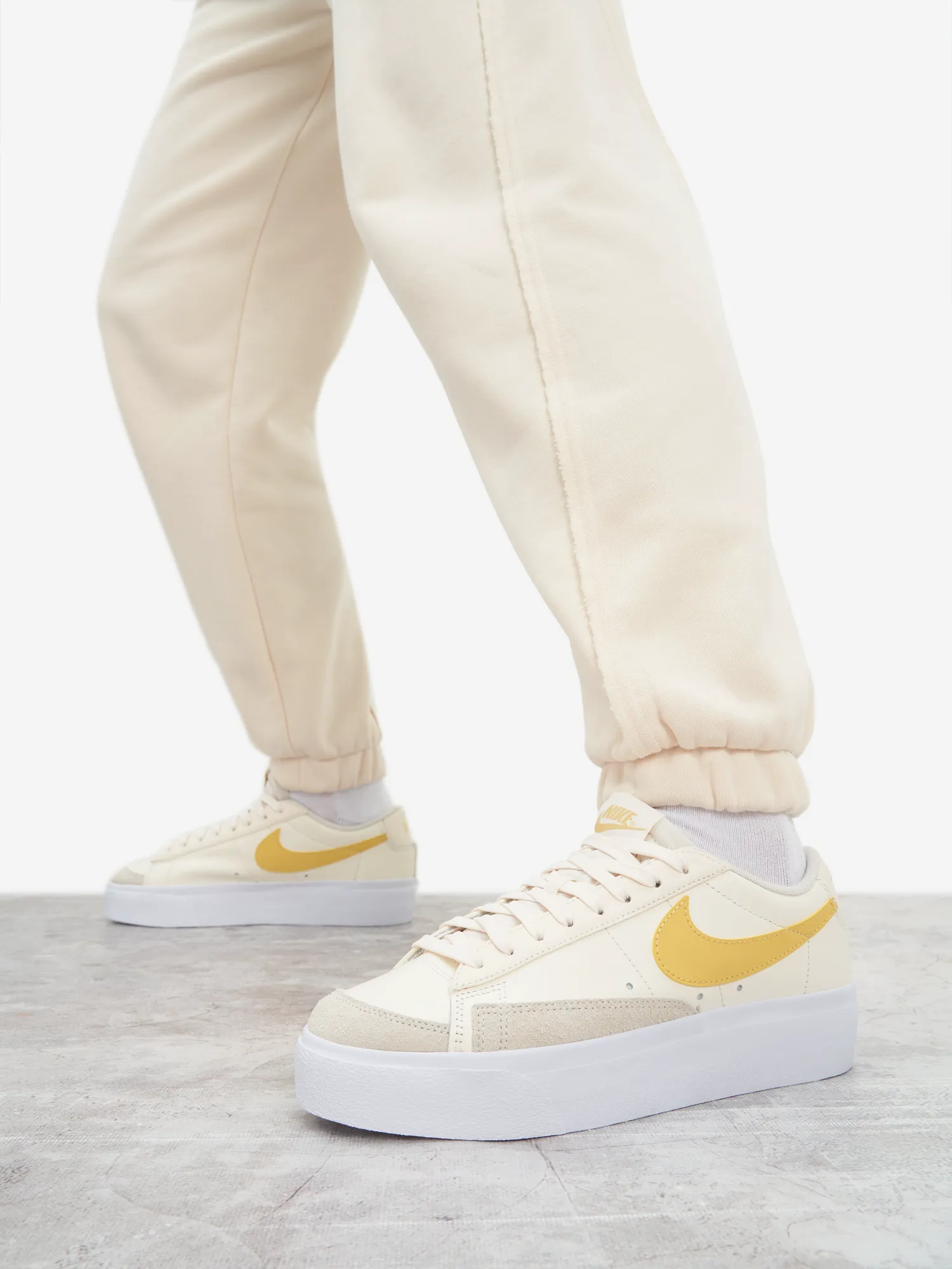 Кеды Nike Blazer Low Platform, бежевый, арт. dj0292n06-113