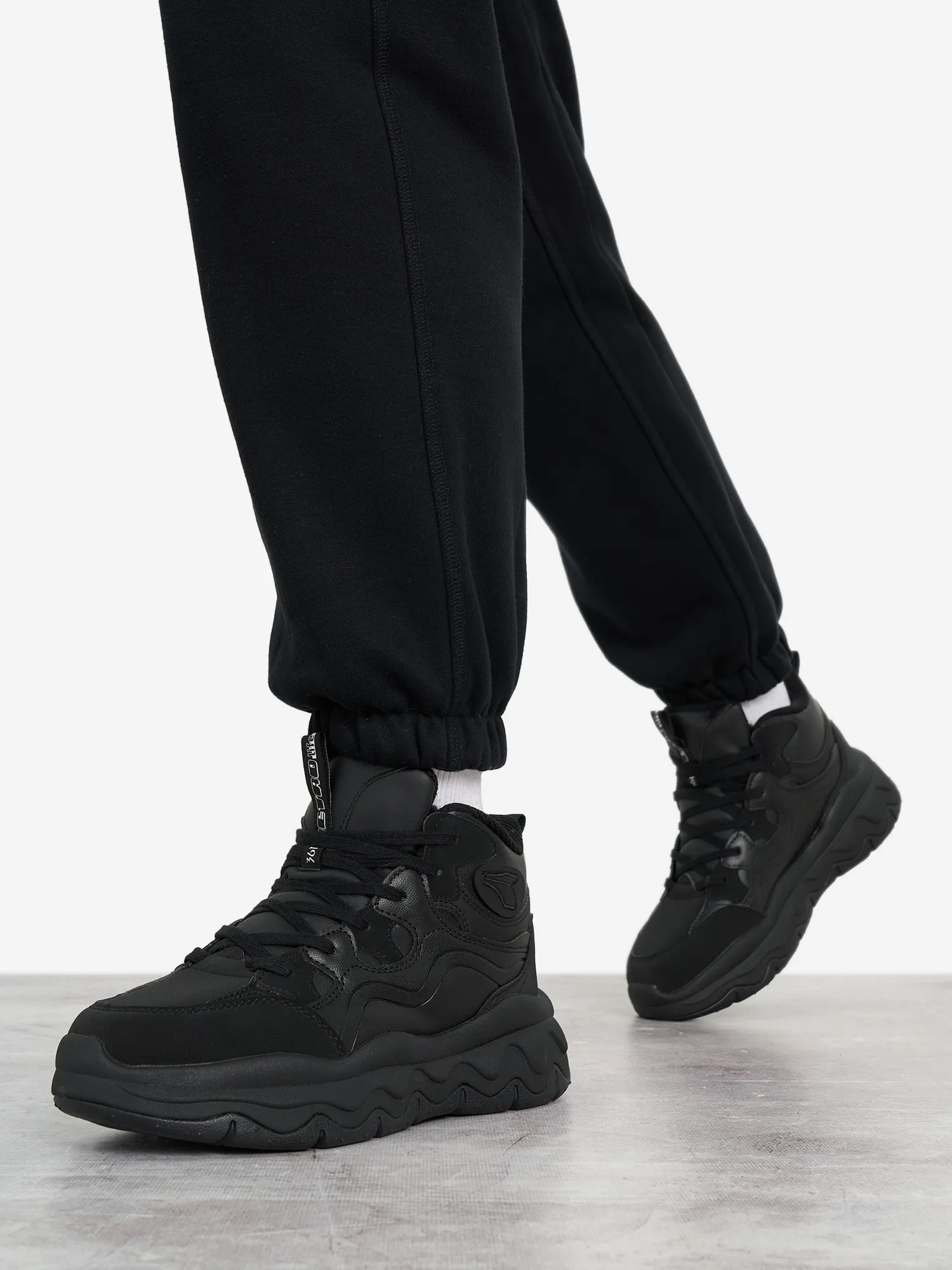 Кроссовки 361° Warm, черный, арт. wt82346733a-4w361-.