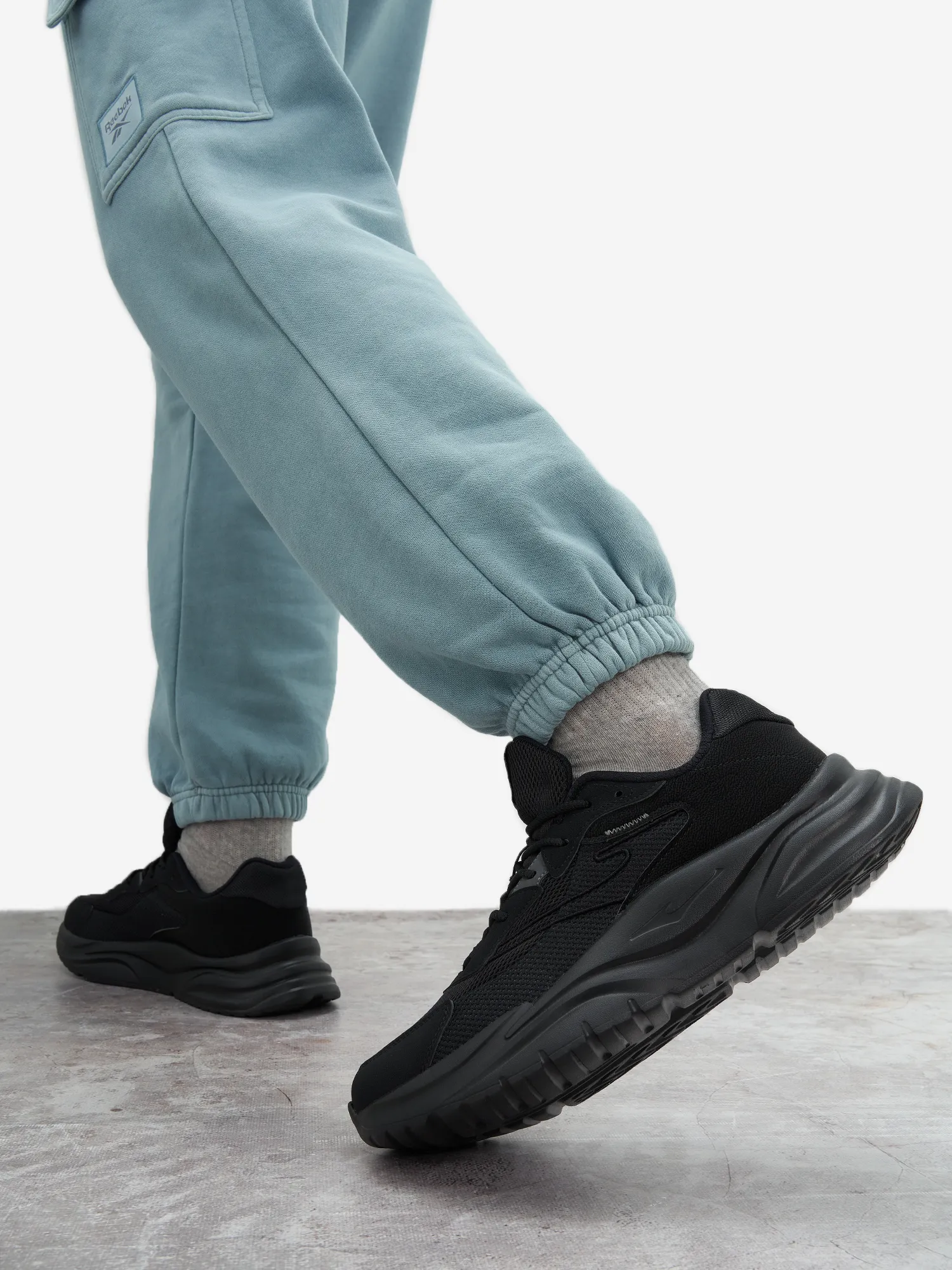 Кроссовки Erke, черный, арт. 11124202046-004e1m-.