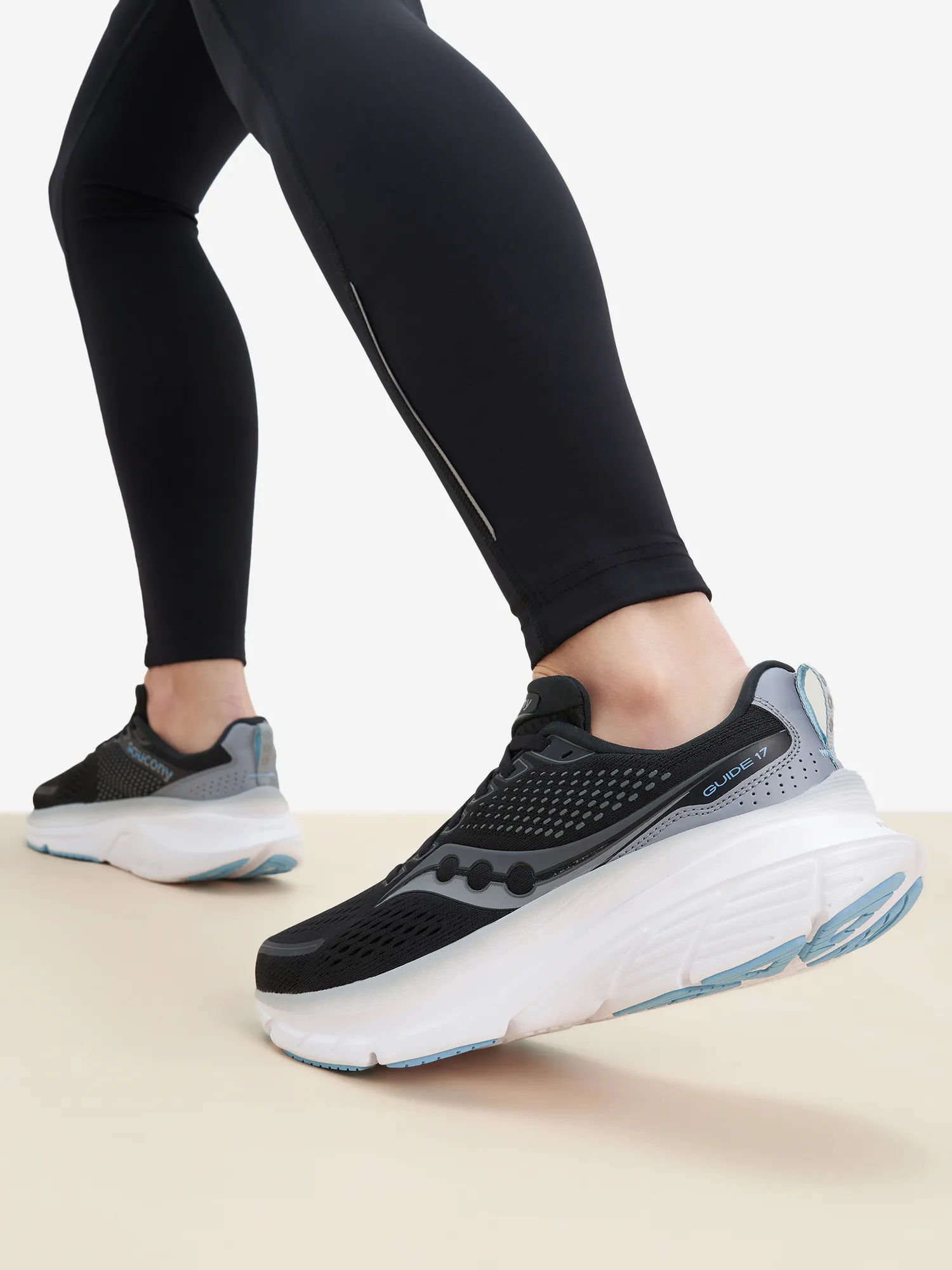 Кроссовки Saucony Guide 17, черный, арт. s10936s3l-100