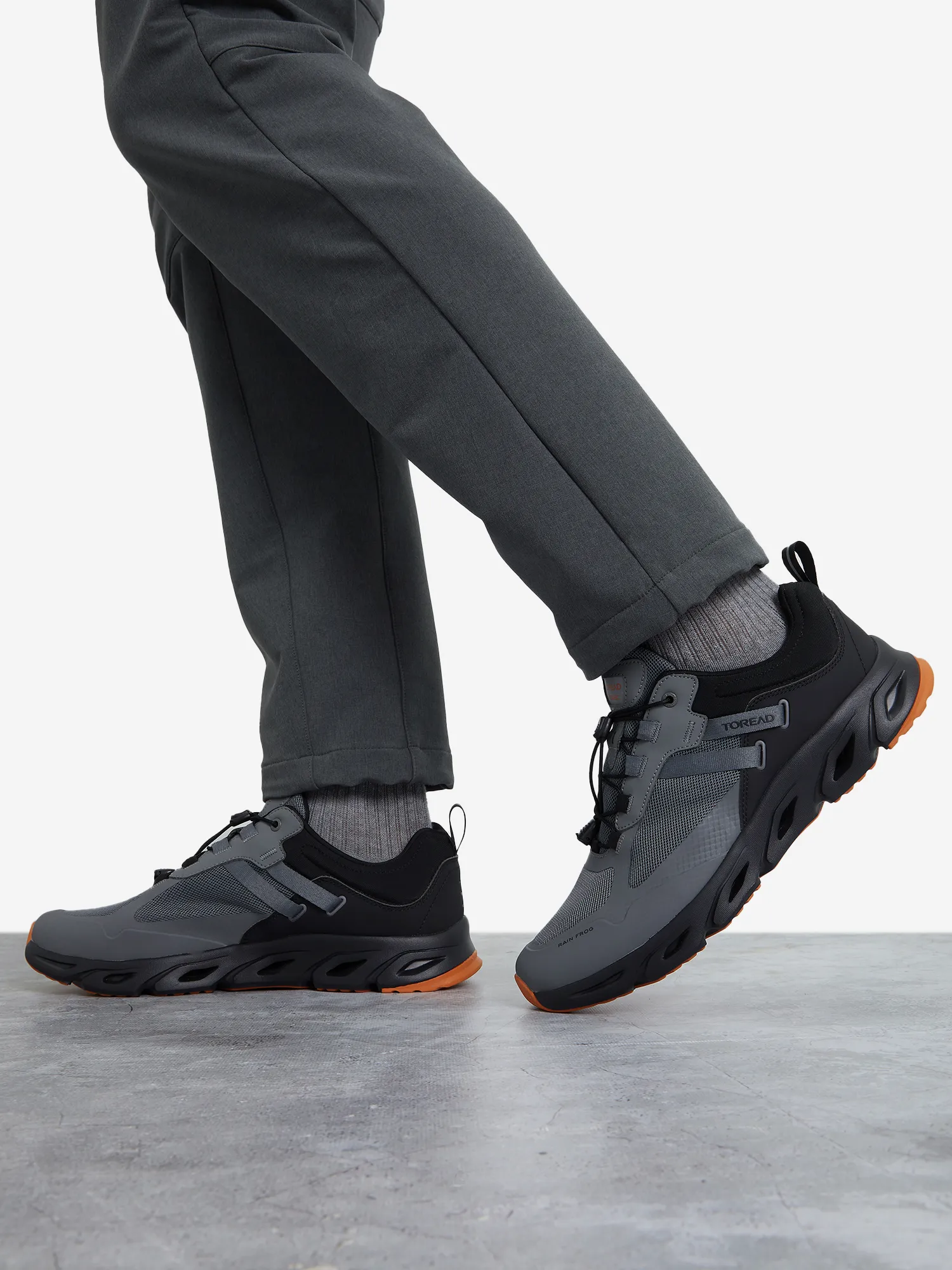 Кроссовки Toread, серый, арт. tfeeam81355t3j-g07g