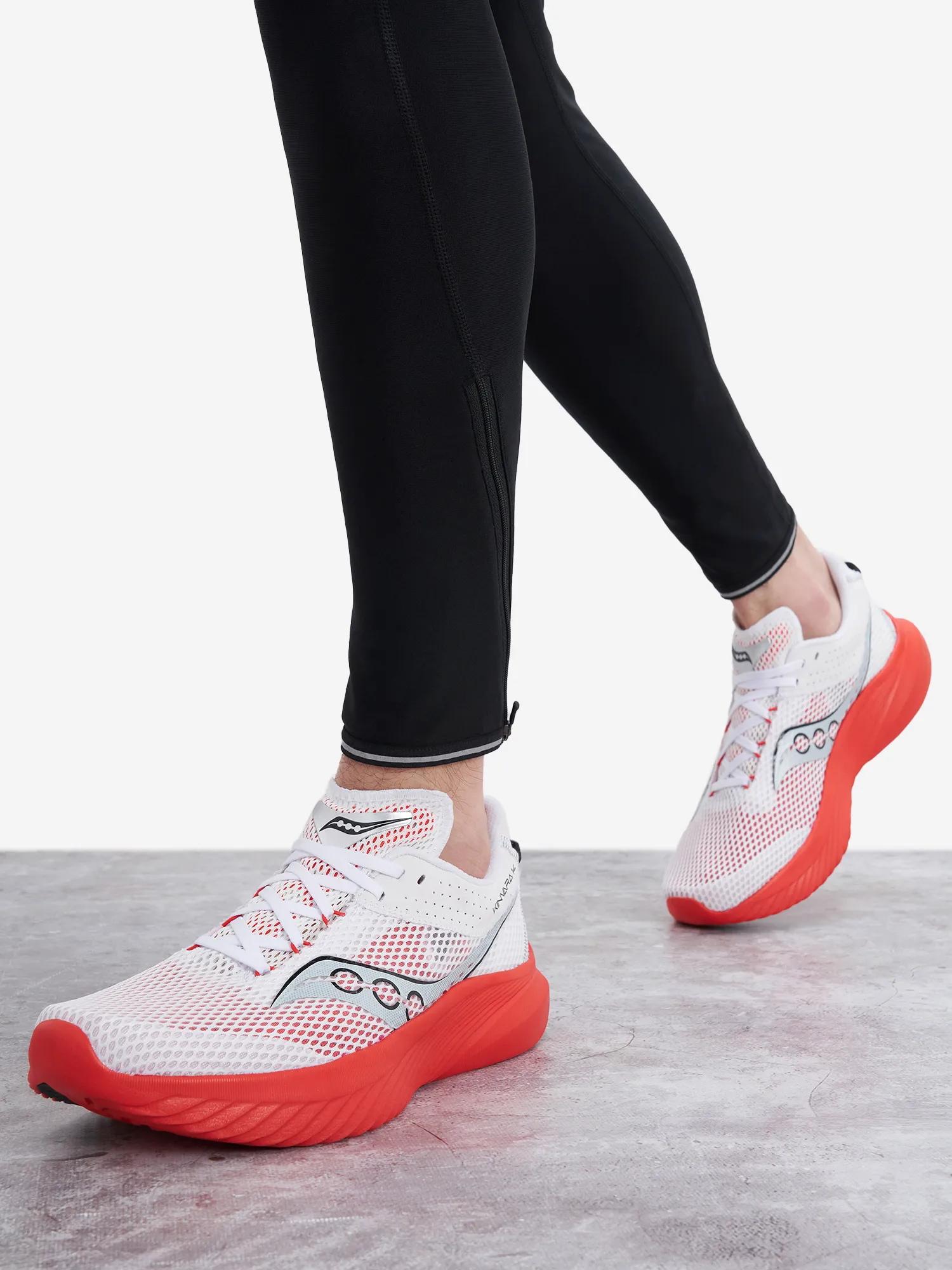 Кроссовки Saucony Kinvara 14, белый, арт. s20823s3l-121
