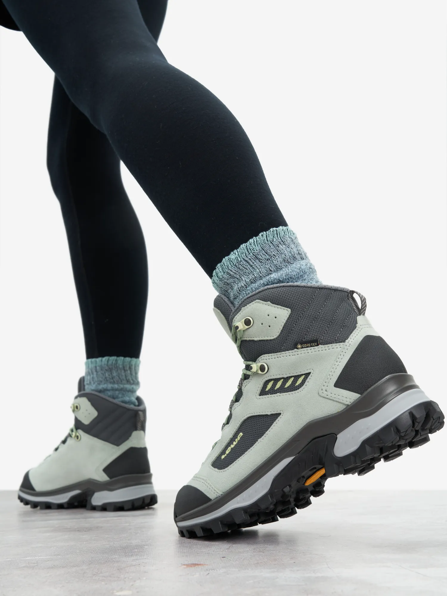 Ботинки Lowa Corvara GTX Mid, зеленый, арт. 221737l0e-7530