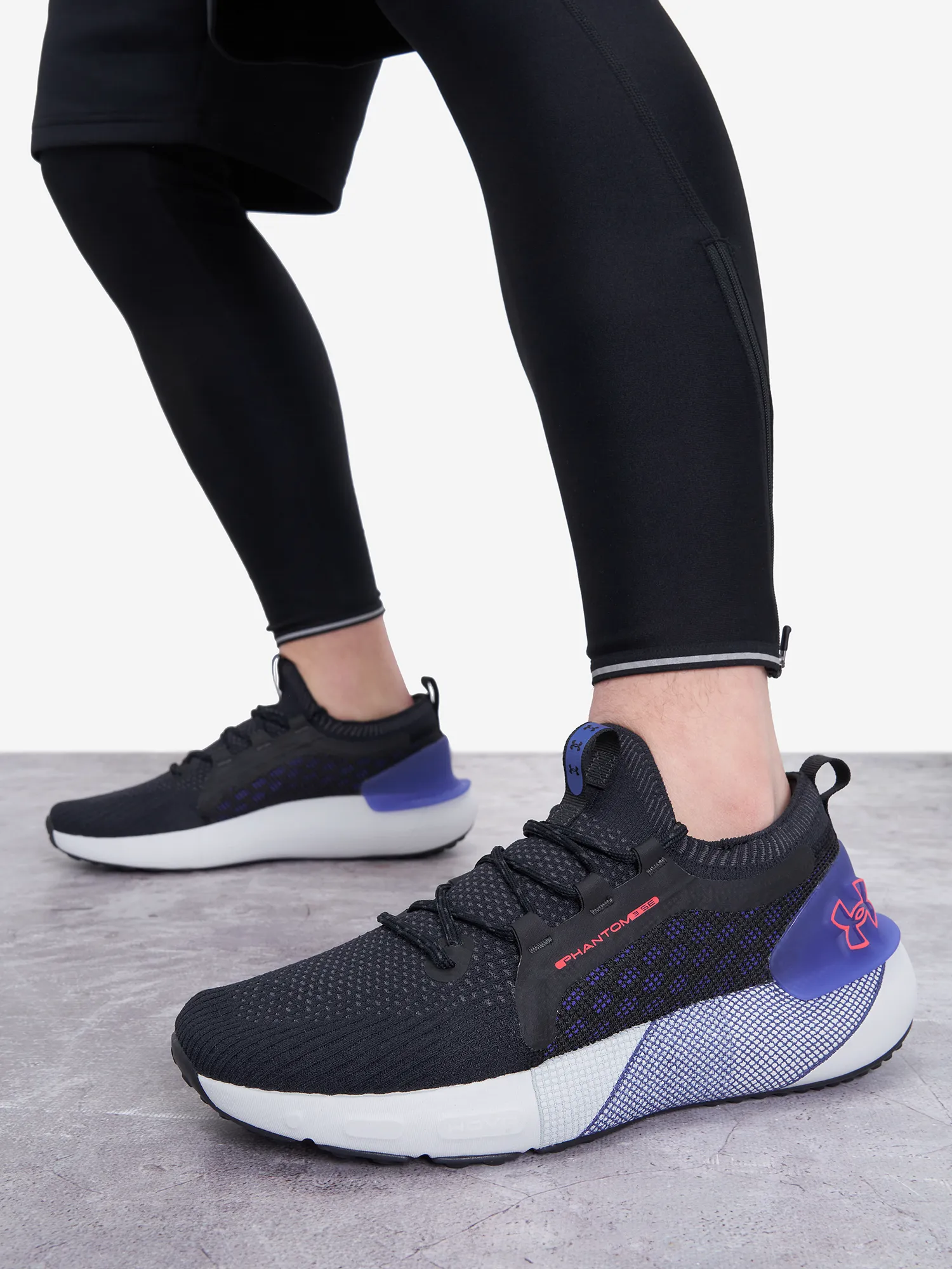 Кроссовки Under Armour Hovr Phantom 3 Se, черный, арт. 3026582u0f-002