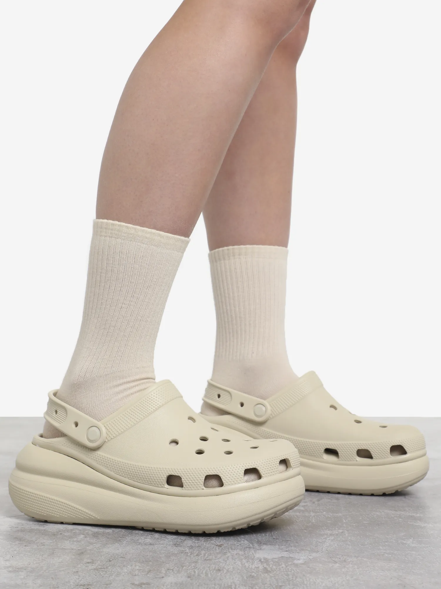Сабо Crocs Classic Crush Clog, бежевый, арт. 207521c1g-2y2