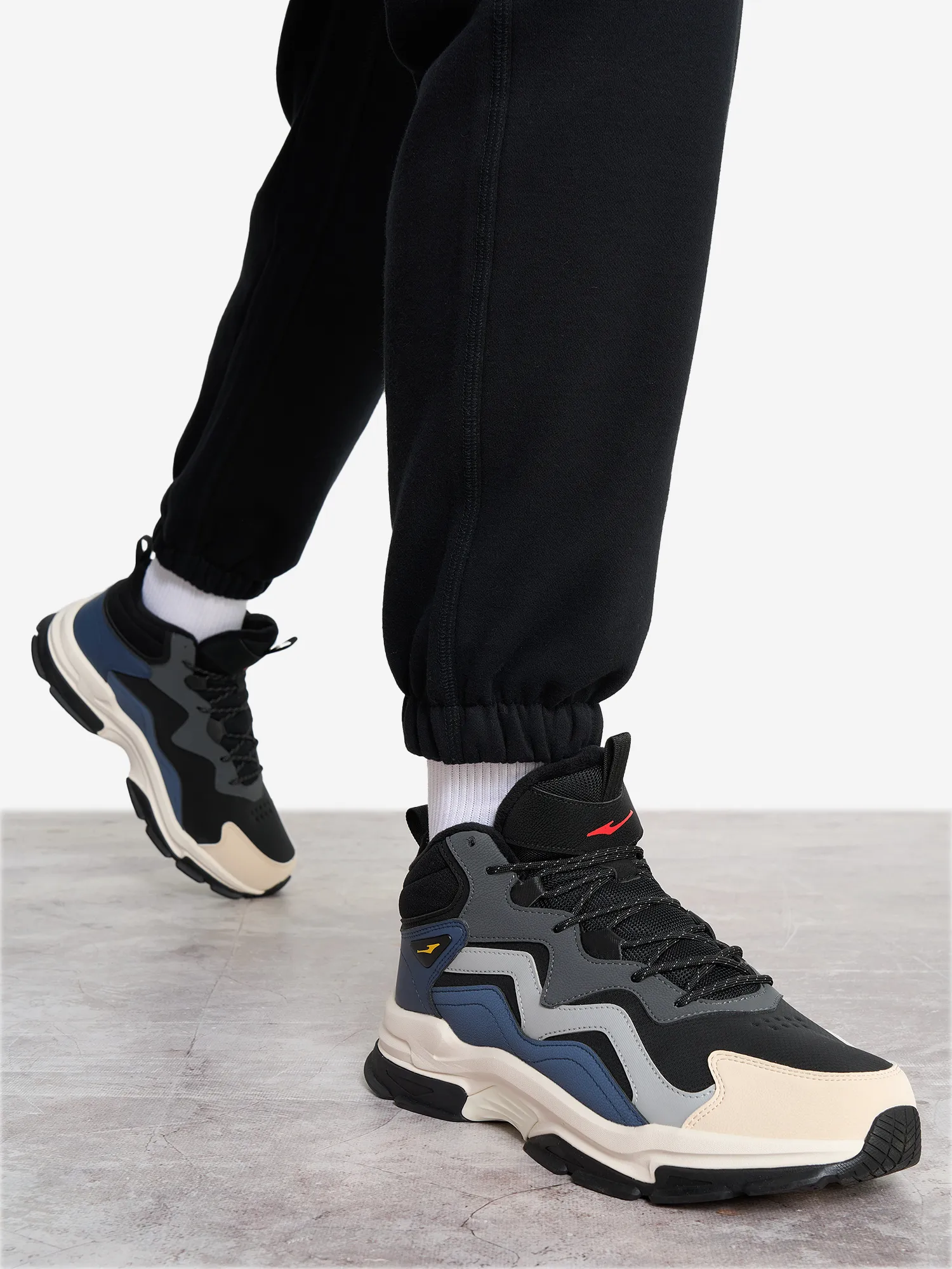 Кроссовки утепленные мужские Erke, черный, арт. 11123421157-003e1m-.