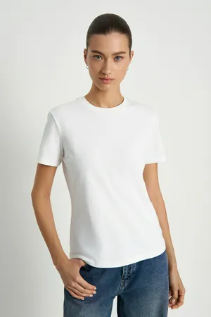 Футболка FINN FLARE приталенного силуэта, белый, арт. FWE11096