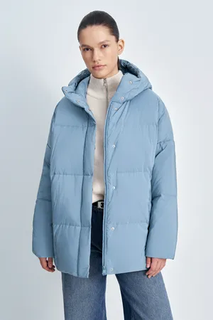 Женский пуховик Finn Flare с капюшоном и воротником-стойкой, 124 cyan, арт. FAE11047