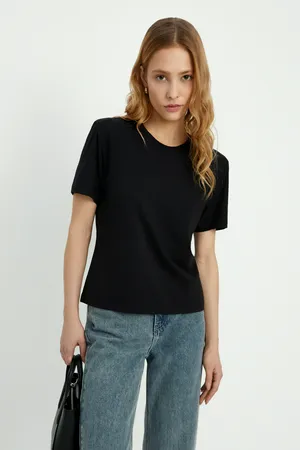 Футболка FINN FLARE приталенного силуэта, 200 black, арт. BAS-100186