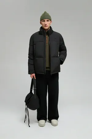 Куртка Finn Flare утепленная со съемным капюшоном, черный, арт. FWE21014